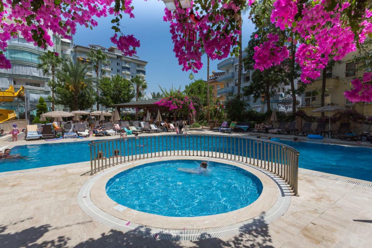 Erkaptan Apart Aparthotel Alanya Exterior photo